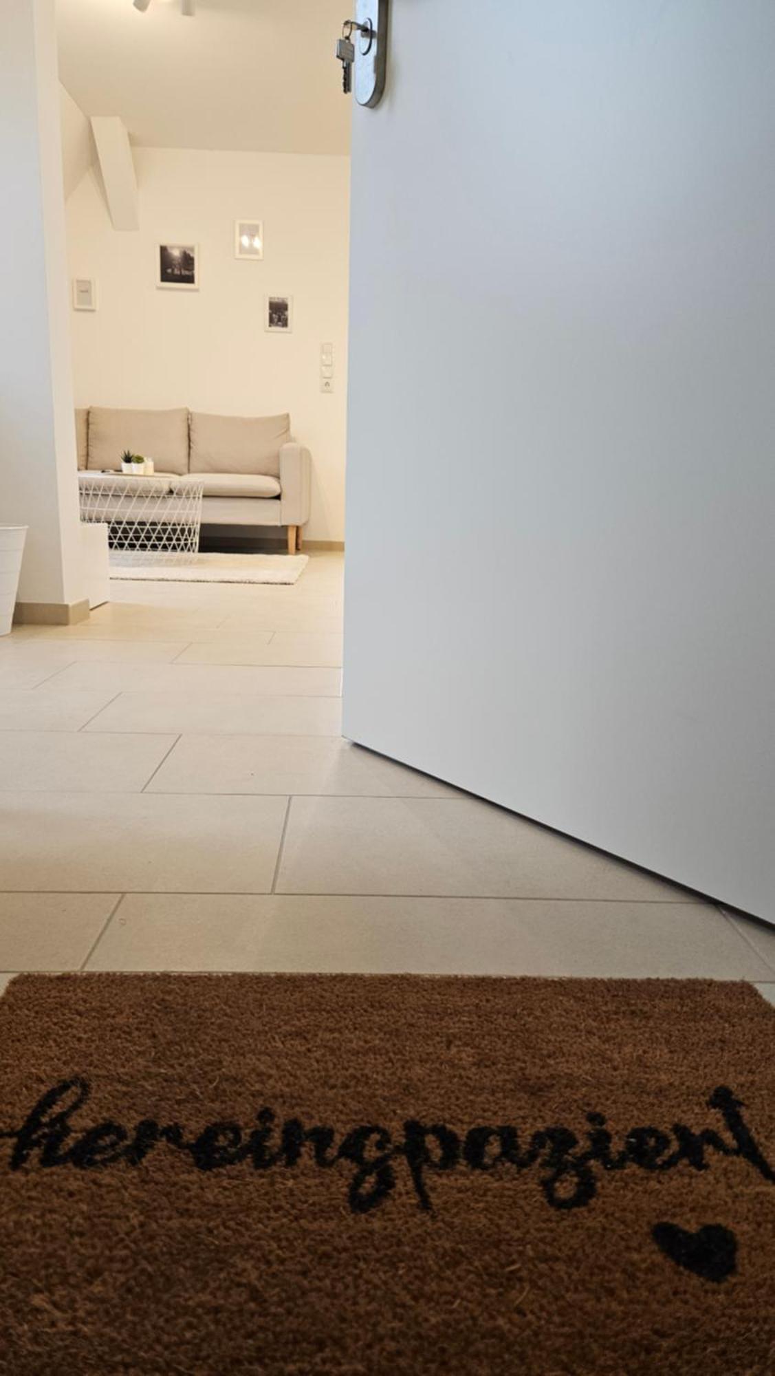 Ferienwohnung As5 Two Bamberg - Zentrale Lage Mit Parkplatz Hallstadt Extérieur photo